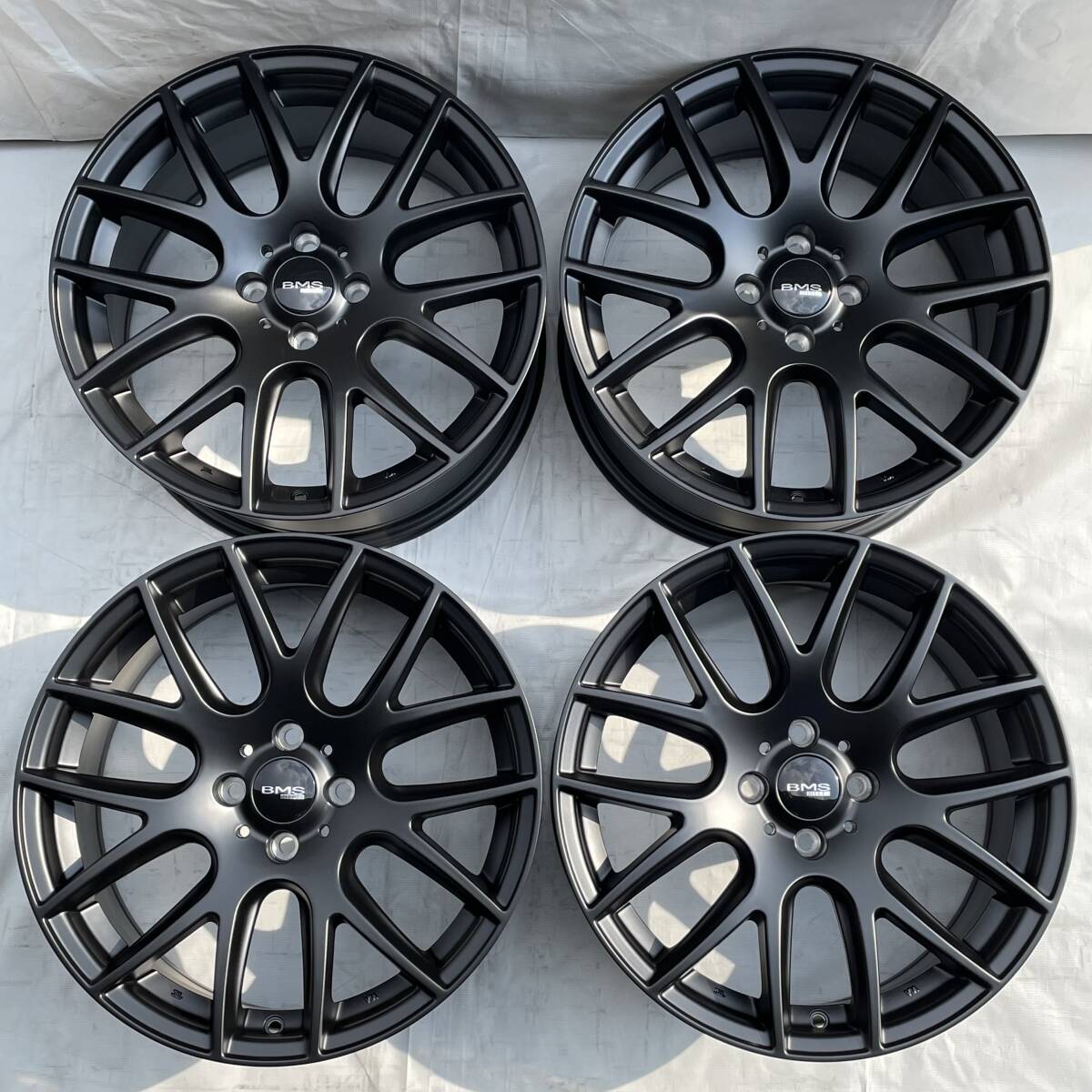 BMS M72-G2 フラットブラック 17-7.5J 4H100 +43 4本セット BMW ミニ アクア ヤリス ヴィッツ ノート フィット スイフト デミオ 01-2327S拍卖