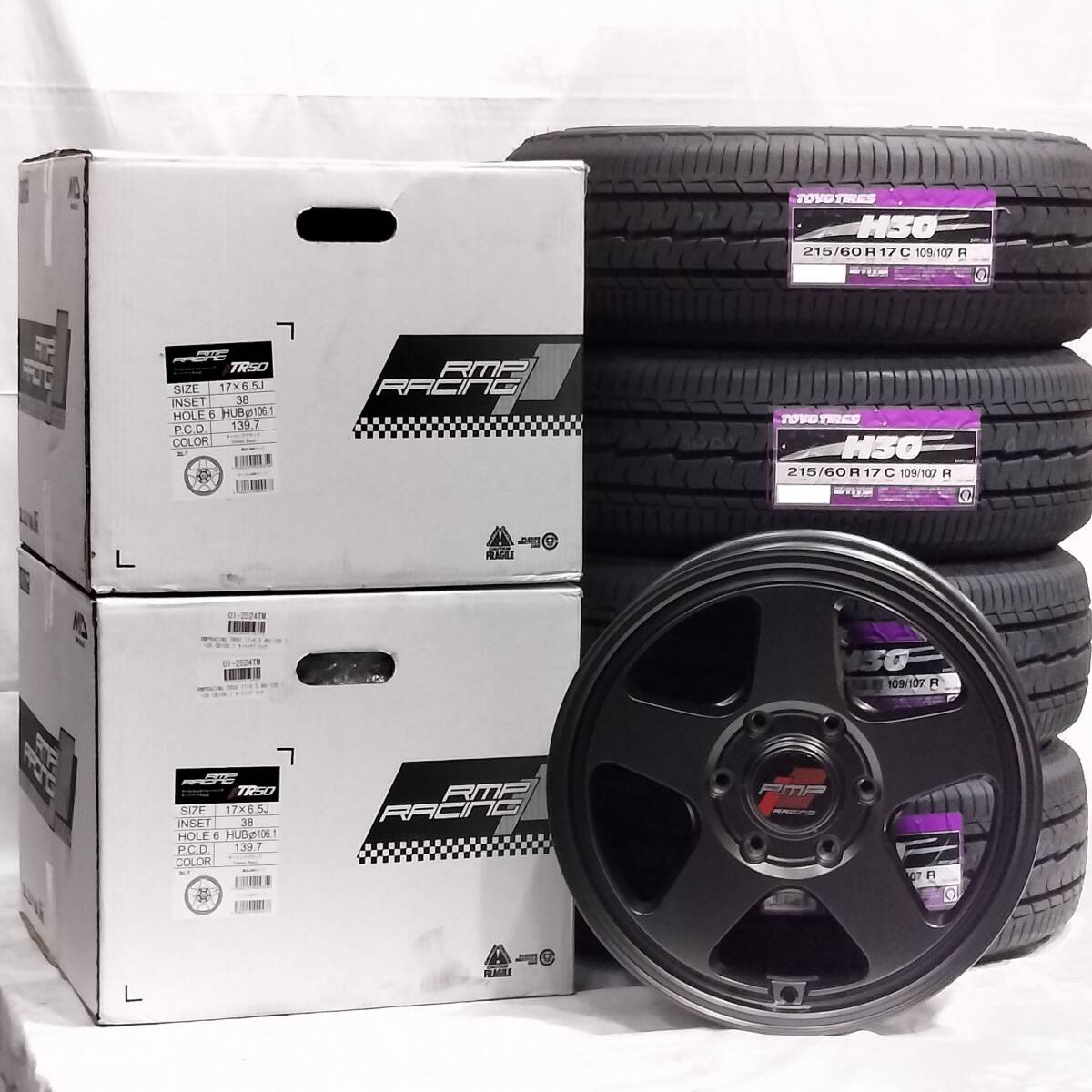 RMP RACING TR50 ターマックブラック 17x6.5J+38 6H139.7 TOYO H30 215/60R17 ホワイトレター ハイエース レジアスエース 200系 01-2524拍卖