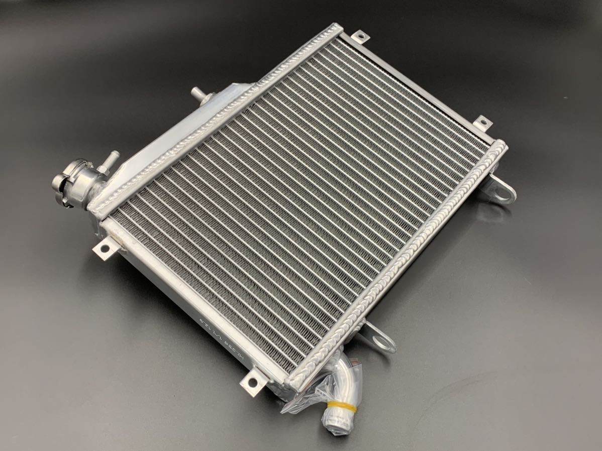 R1-Zアルミラジエター3XC 高品質ラジエーター r1z(90〜98)送料無料拍卖