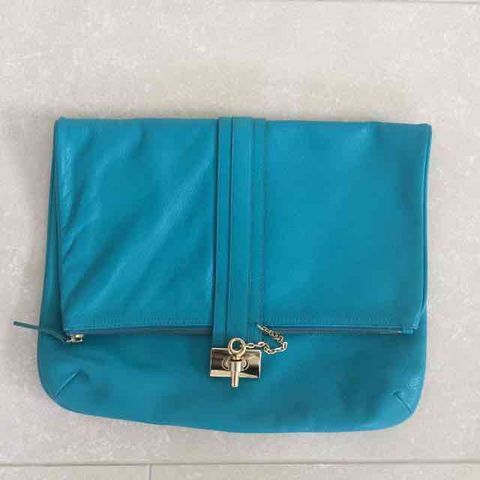 ルシェルブルーLE CIEL BLEUリアルレザー本革綺麗色ブルービッグクラッチバッグドキュメントケース拍卖