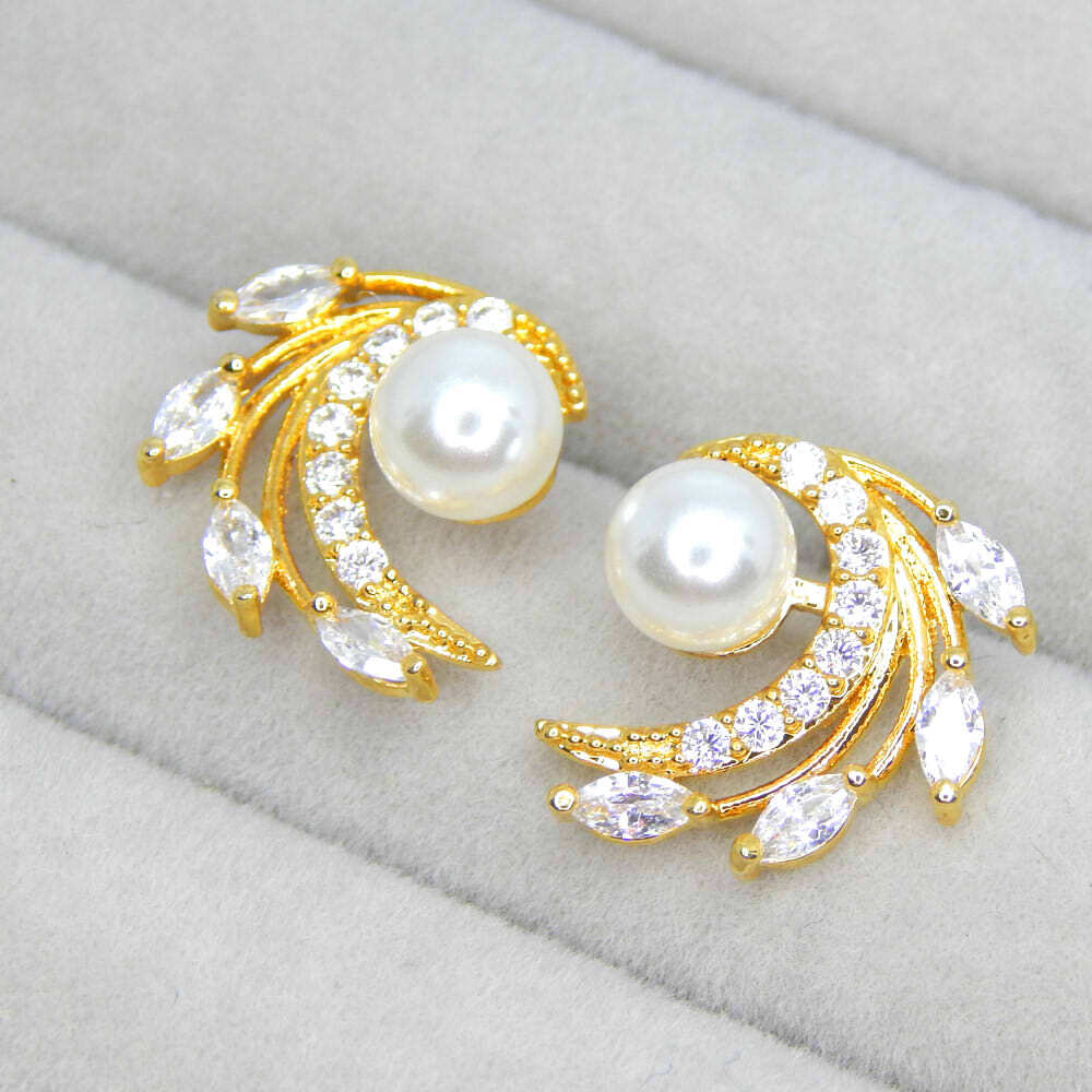 残り1点★一粒淡水真珠包み CZダイヤモンドピアス 豪華 Gold Plated 極上の逸品 ジルコニア レディース シルバー925 限定 イヤリング化可拍卖