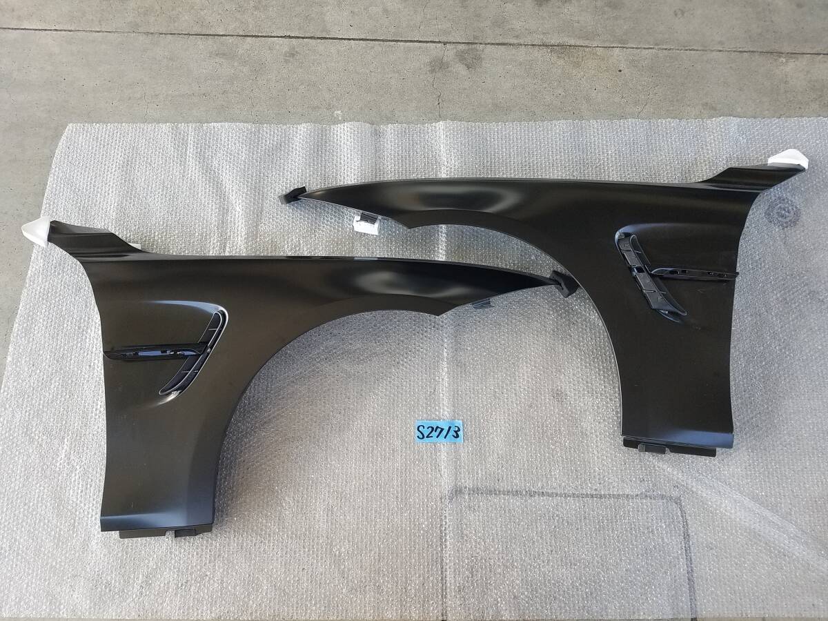 【未使用品】BMW 4シリーズ クーペ グランクーペ F32 M4ルック 左右フェンダー フェンダーベント ダクト付き 社外品 S2722拍卖