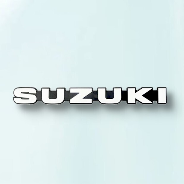 スズキ フロント エンブレム ナット付 ジムニー JA11 1型 初期型 アルト エブリイ ハスラー スペーシア ラパン 新品 未使用拍卖