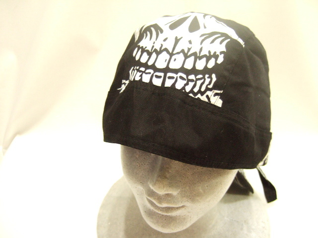 横浜最新 笑うドクロ 黒/白💀バンダナキャップ 4枚まで送料180円ξbcξ ξ10s拍卖