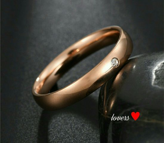 送料無料18号ピンクゴールドワンポイントスーパーCZダイヤモンドサージカルステンレスシンプルリング指輪ガールズボーイズレディースメンズ拍卖