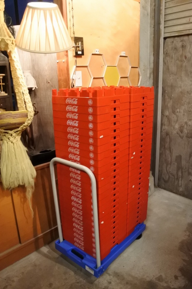 非売品 コカ コーラ コンテナ ケース 1.5L プラスチック 箱 入れ物 業務用 什器 リターンBOX ボックス拍卖