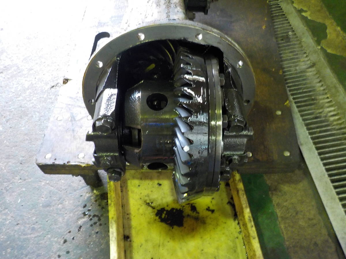 FC3S RX-7 GT-X 後期 純正 リアデフ 41:10 4.1 ケース フランジ付き A714拍卖