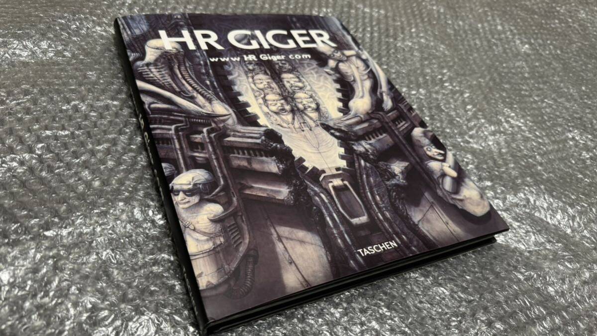 洋書★H.R.ギーガー【作品集】★イラストレーター 造形デザイナー★エイリアンや伝説の東京ギーガーズ・バー(Gigar's Bar)も収録★豪華本拍卖