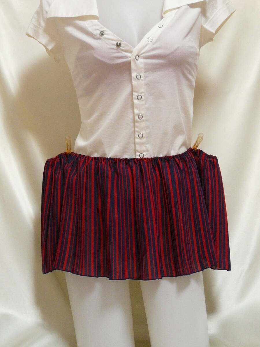 ♪♪赤と紺ストライプの超マイクロミニ☆すっきりシースループリーツ☆大きなサイズ^^♪♪拍卖