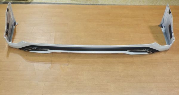 ATM49c08★ZWR90W ZWR95W MZRA90W MZRA95W★90系★ノア★ヴォクシー★モデリスタ★★リアアンダースポイラー★★パール★インボイス対応★拍卖