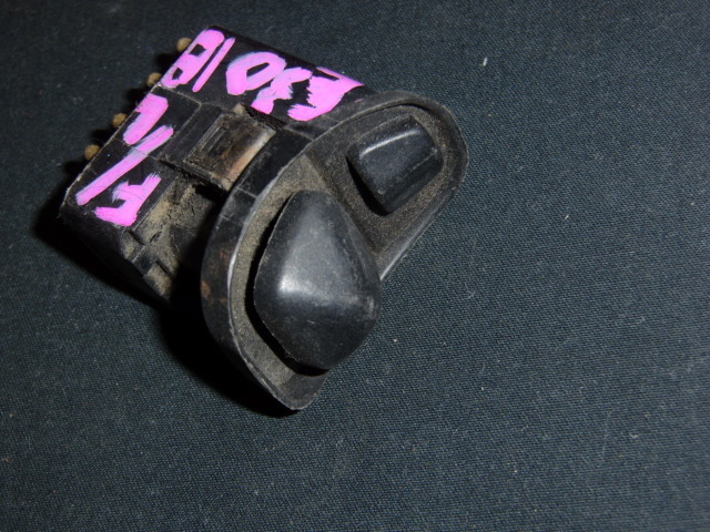 ■BMW E30 ドアミラースイッチ 中古 61311369331 1369331 03830700 部品取り ウイングミラー 318i 320i 325i M3 ■拍卖