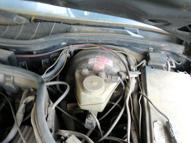 ■ベンツ W126 マスター バック シリンダー タンク 中古 部品取りあり ブレーキ センサー キャリパー ABS ローター ユニット バルブ■拍卖