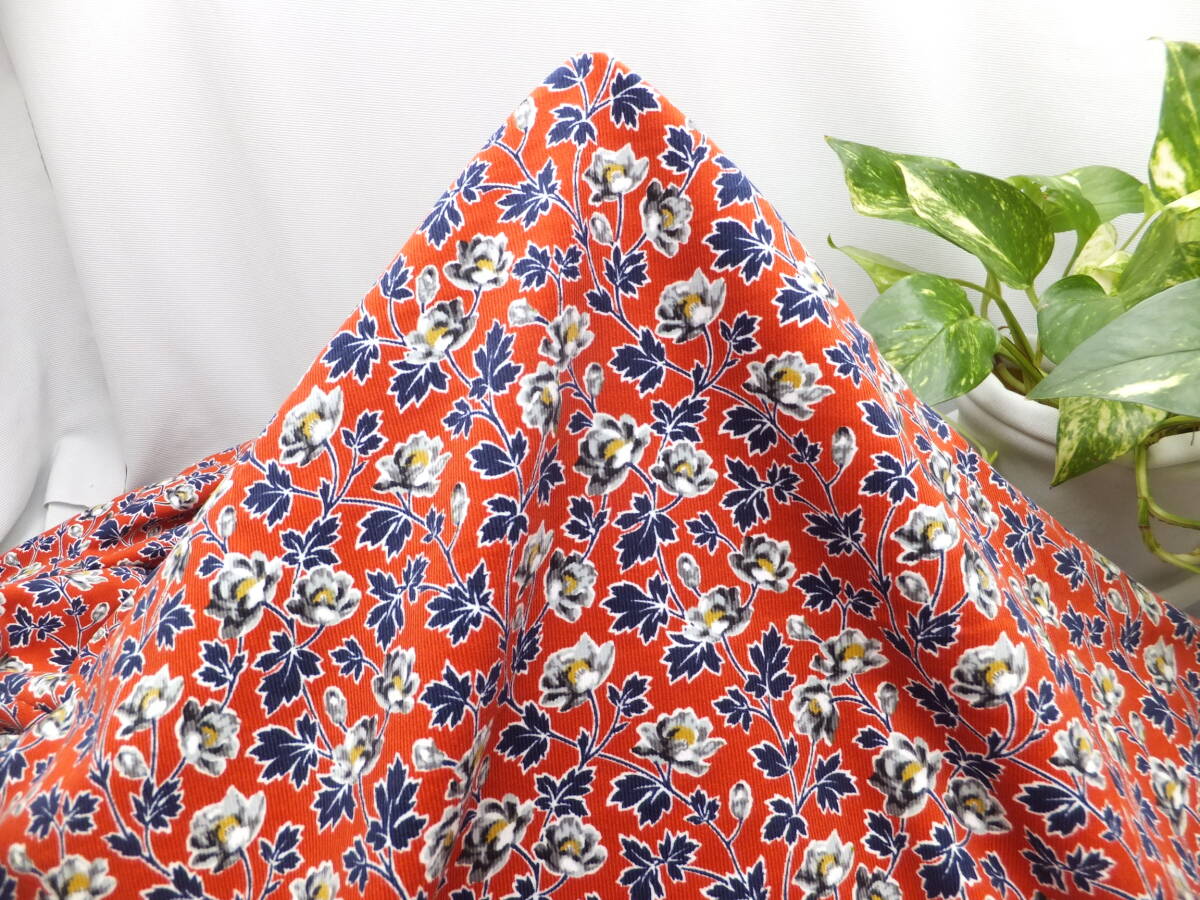 新入荷!掘り出し品!なかなか手に入らない!リバティーコーデュロイ(コール天)花柄プリント 綿100% 108cm巾×2m拍卖