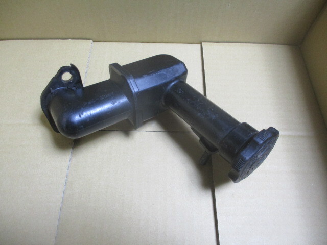 マツダRX-7(FD3S1型~3型用)エンジンオイル注入口パイプ拍卖