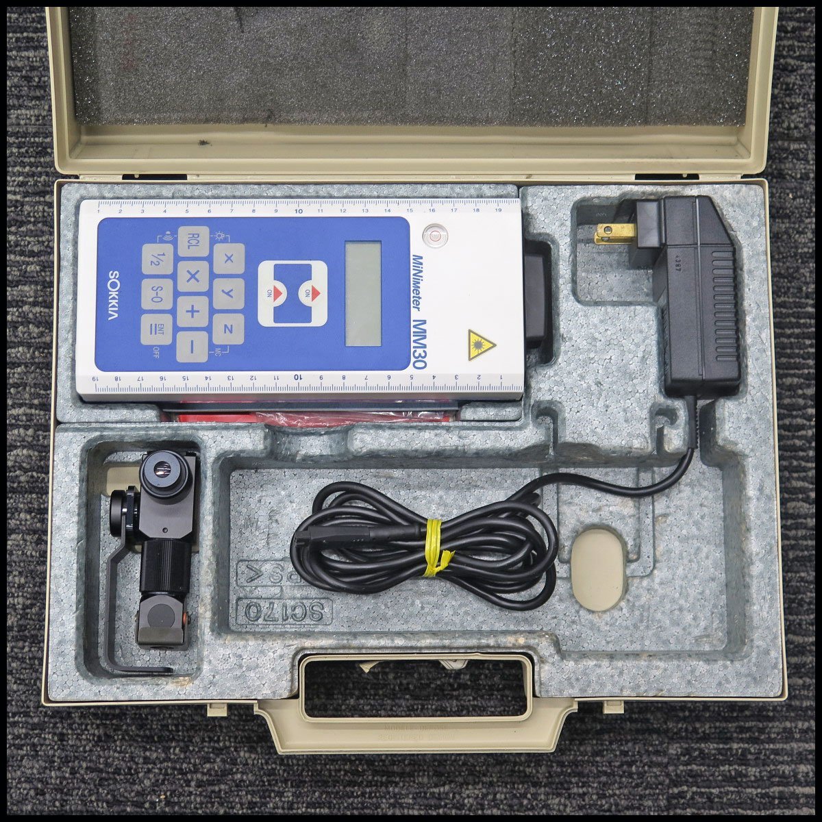 ●SOKKIA/ソキア レーザー距離計 MiNi Meter MM30 距離測定器 ミニメーター 【現状品】 測量機器 測距機 レーザ距離計拍卖