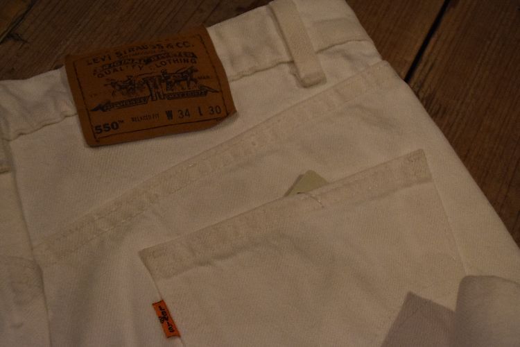 グッドカラー◎USA製アメリカ製Levis550リーバイス550リラックスフィットデニムパンツw34×L30ホワイトアメカジストリートテーパード w196拍卖