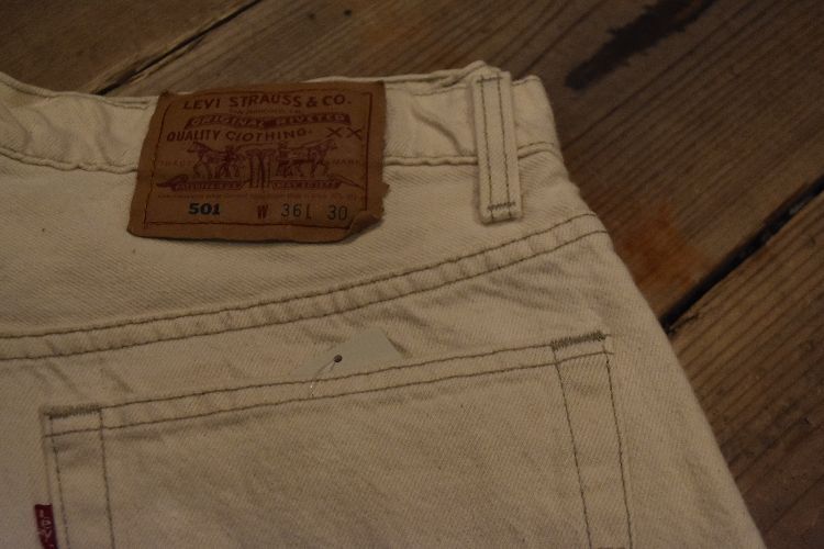 グッドカラー◎USA製アメリカ製Levis501リーバイス501ボタンフライカラーデニムパンツW36×L30ホワイト系アメカジストリート w265拍卖