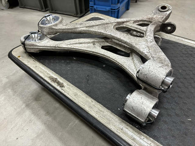 DC5 インテグラ フロントロアアーム 前ピロ スーパーナウ拍卖