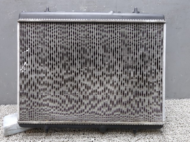 8413 プジョー RCZ T7R5F02 ラジエーター/ラジエター拍卖