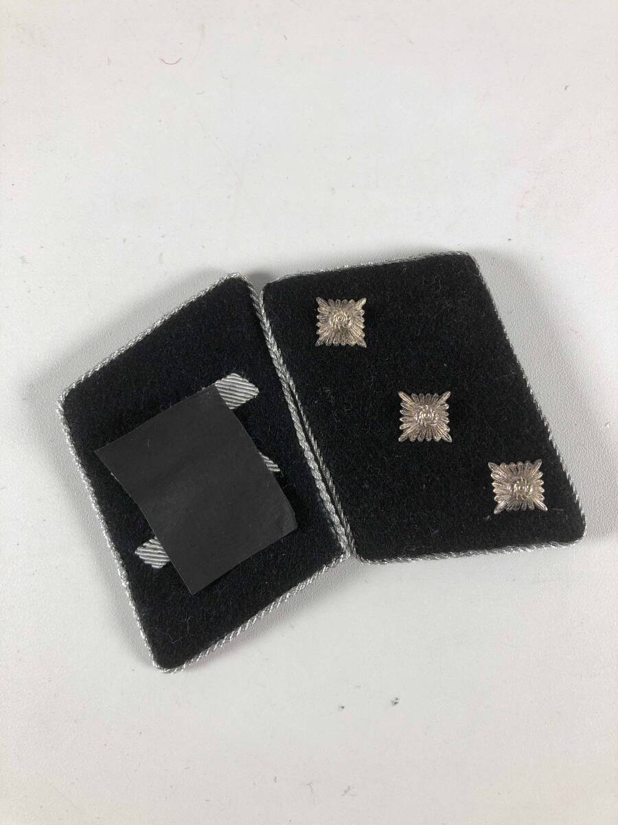 レプリカ 第二次世界大戦 ドイツ軍 親衛隊 武装親衛隊 階級章 カフタイトル など 付属品 複数出品 中古品 Q'拍卖