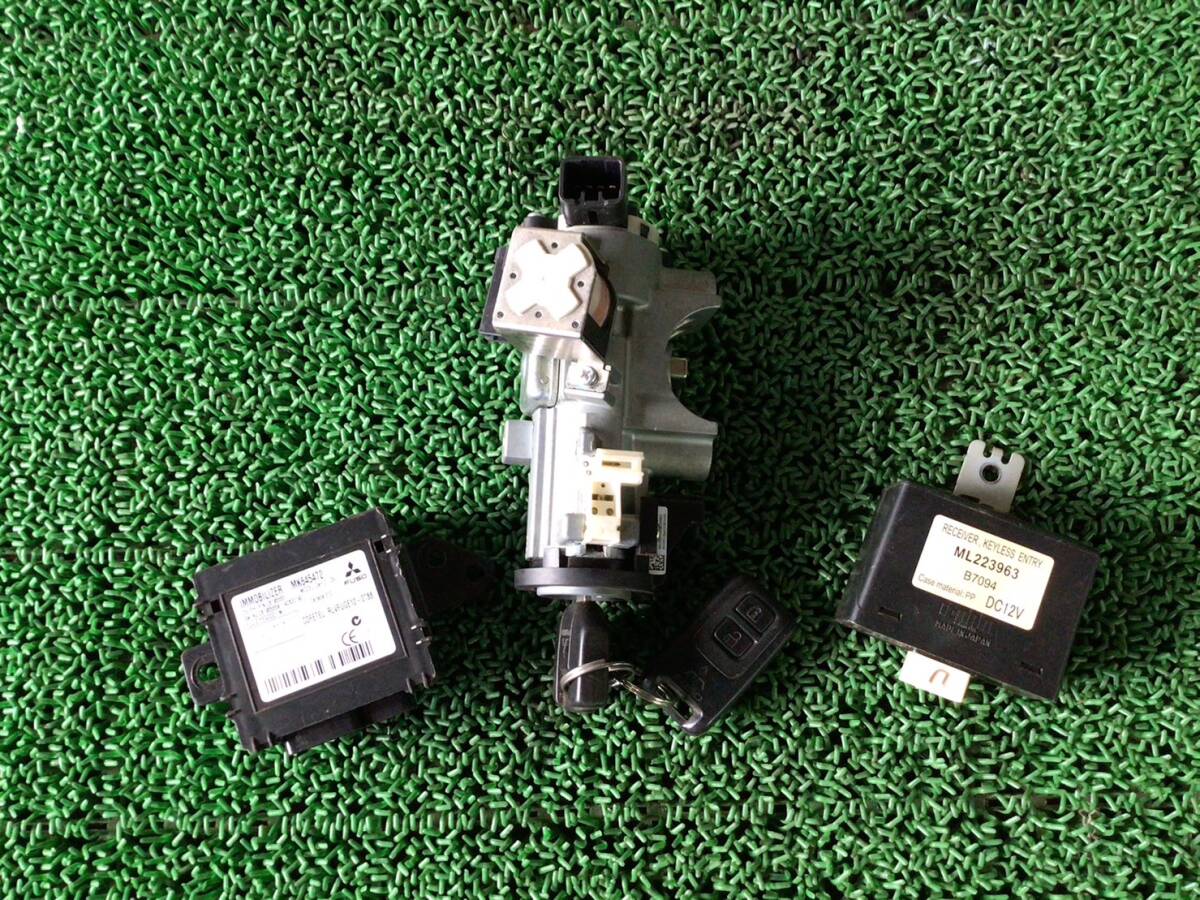 FBA20 H.26年 キャンター 標準 ロールーフ キーレスエントリー ユニットセット C2 24109 ④ 即日発送可 ブルーテック 60s拍卖