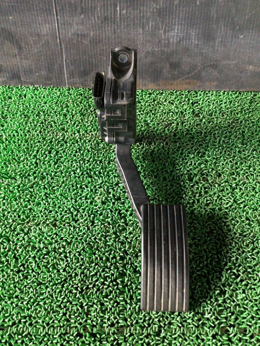 FBA20 H.26年 キャンター 標準 アクセル センサー ペダル X2 24107 ④ 即日発送可 ヤフオク 三菱フソー ブルーテック ミクニ 60s拍卖