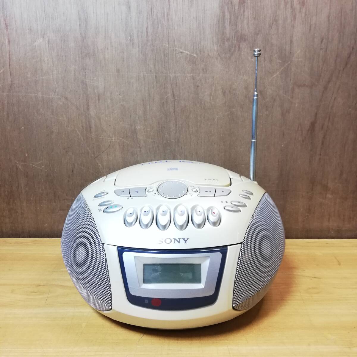SONY CFD-E75TV CD RADIO CASSETTE CORDER CDラジカセ ソニー 拍卖