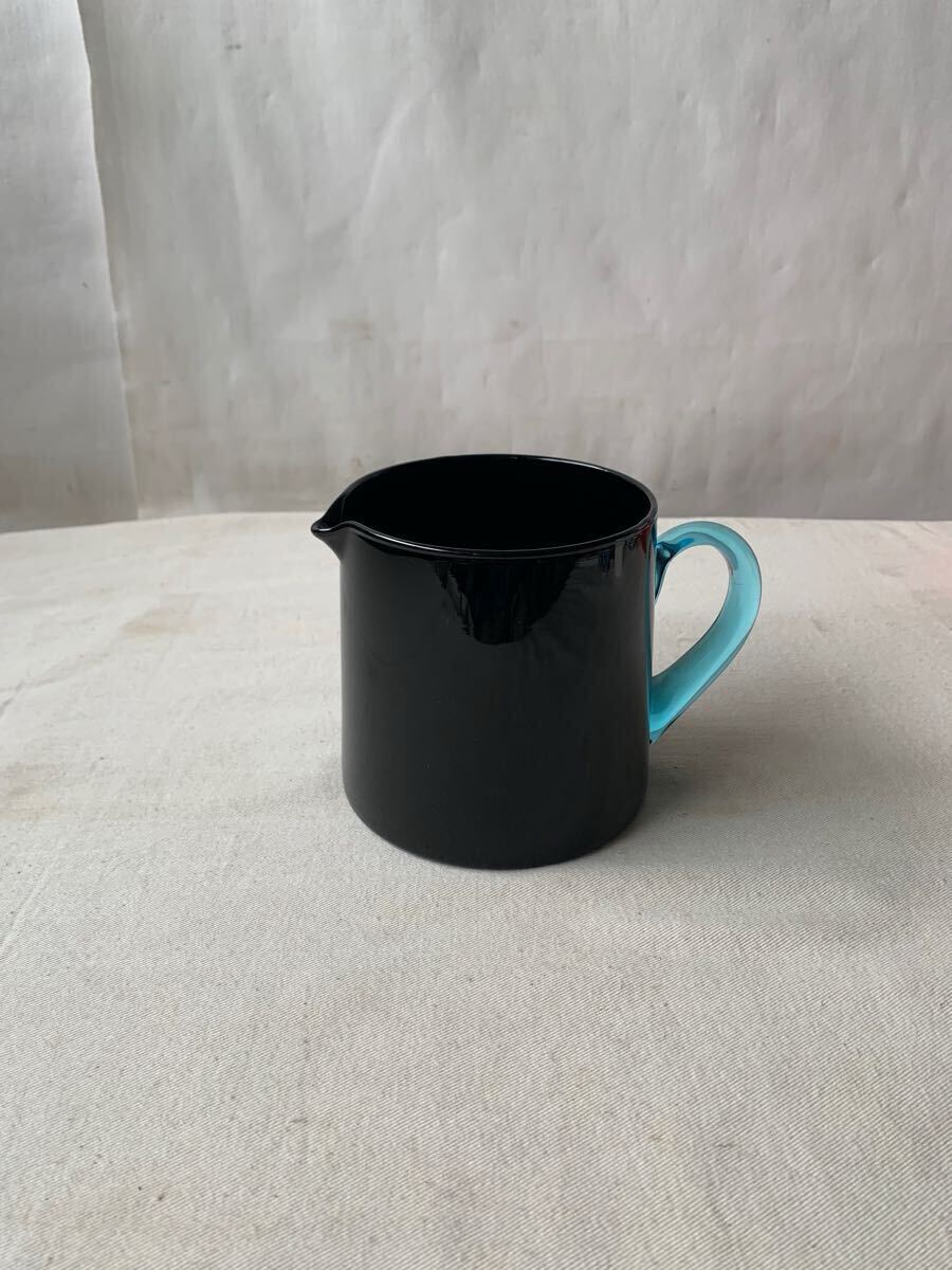 美品 ツートンカラー持手付水差し 色ガラスインテリアディスプレイ什器アンティークビンテージ古道具コレクション飾り雑貨花器花瓶レトロ拍卖