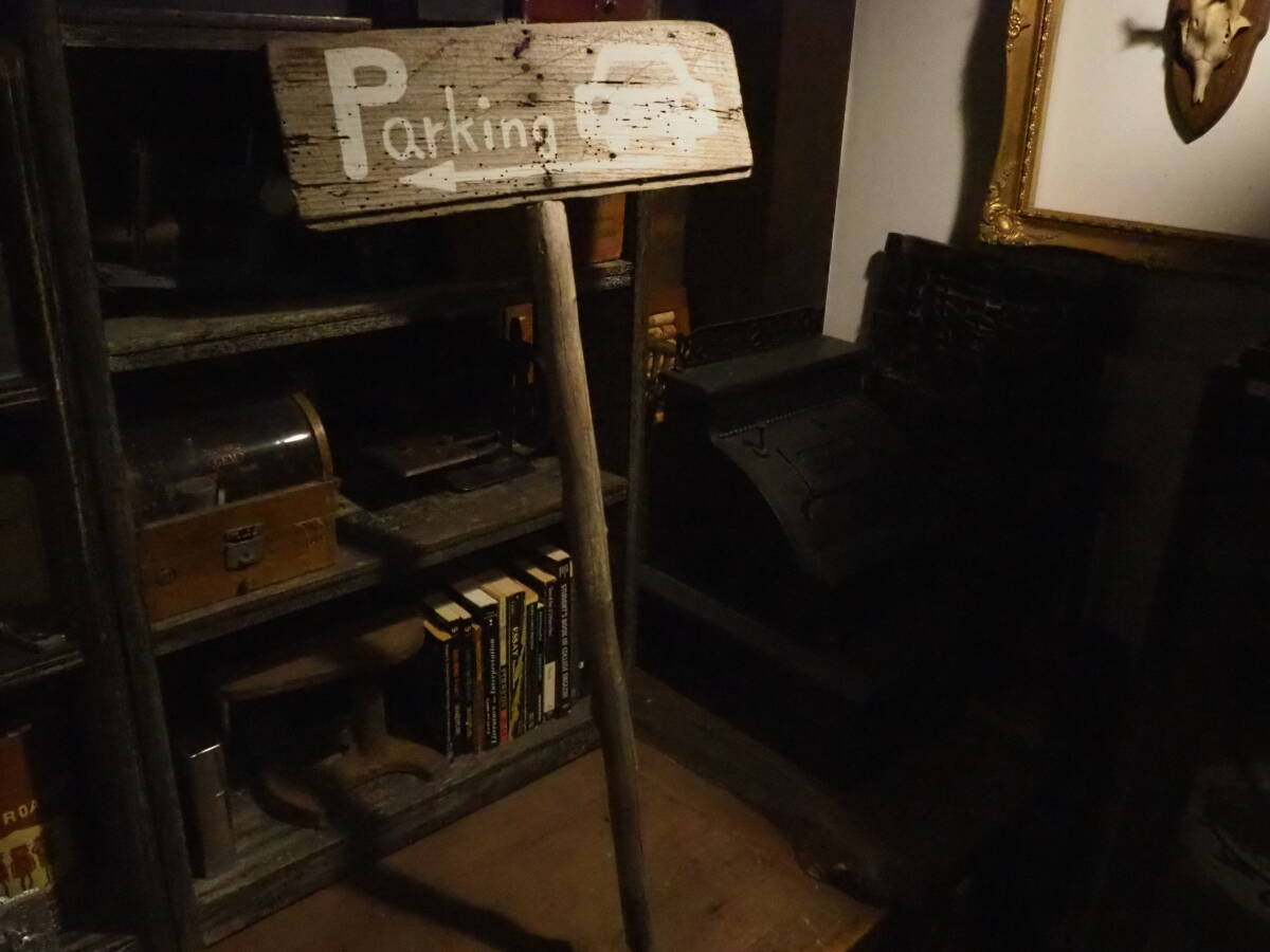 【parkingの木製看板】古道具アンティーク骨董インテリア喫茶店カフェbar駐車場インダストリアルイラスト拍卖