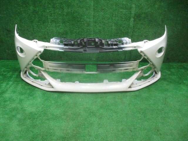 13593◆アクア G’s NHP10 中期 フロントバンパー◆52119-52470拍卖