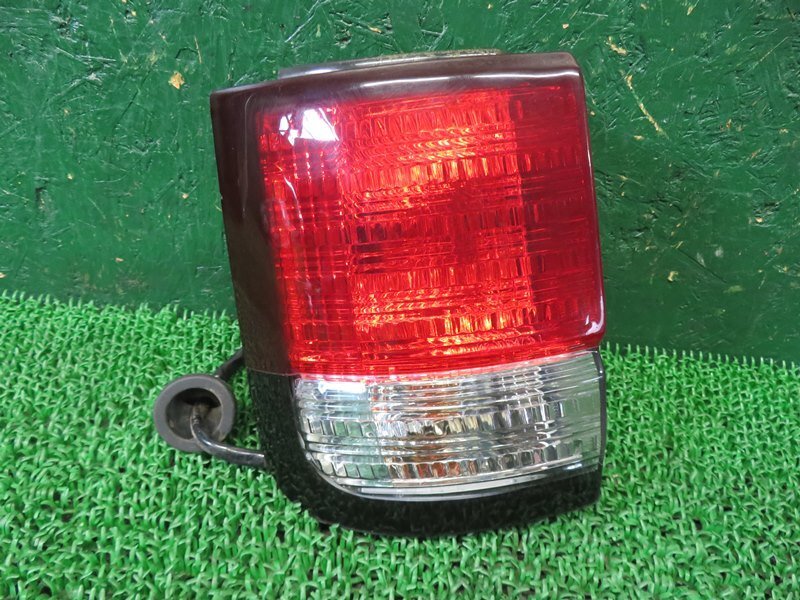 『psi』 日産 ALE50 エルグランド 左テールランプ 社外 KS-DS473拍卖