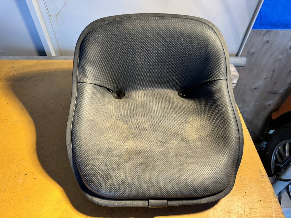 ★熊本発 クボタ コンバイン AR213G パーツ いす★拍卖