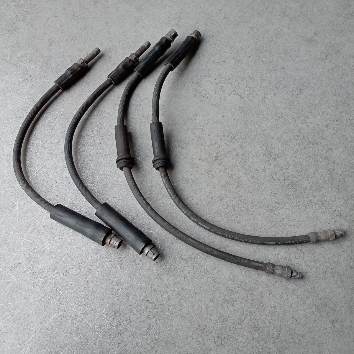 メルセデス・ベンツ W176 /AMG A45 4MATIC エディション1★純正ブレーキホース1台分 使用可能拍卖