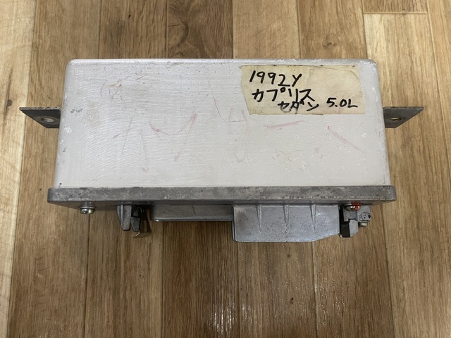 シボレー カプリス セダン ECU 92y 5.0L 305 インパラ GM ビュイック アメ車 コンピューター BOSCH 0265101038拍卖