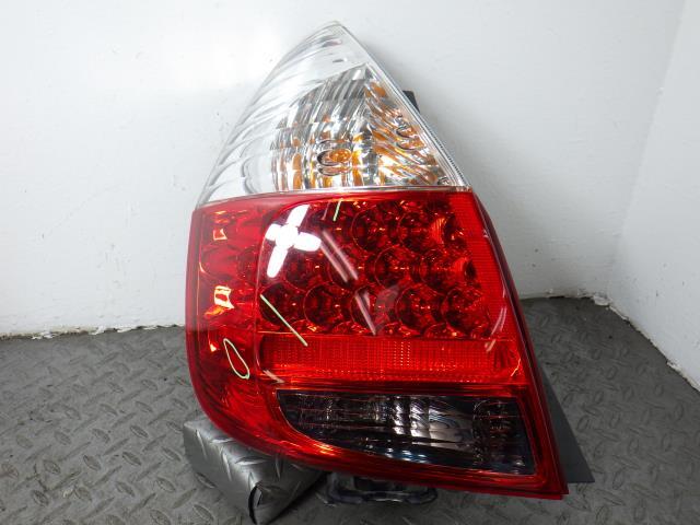 フィット GD2 左 テール ランプ ライト 33551-SAA-J11拍卖