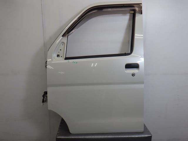 ピクシス S321M 左 フロント ドア パネル 67002-B5023 W24拍卖