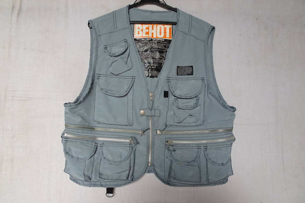 BE-HOT/アウトドアベスト/Vネック/前ジップアップ/マチ付フラップポケット/ファスナーポケット/グレー/Mサイズ(10/3R)拍卖
