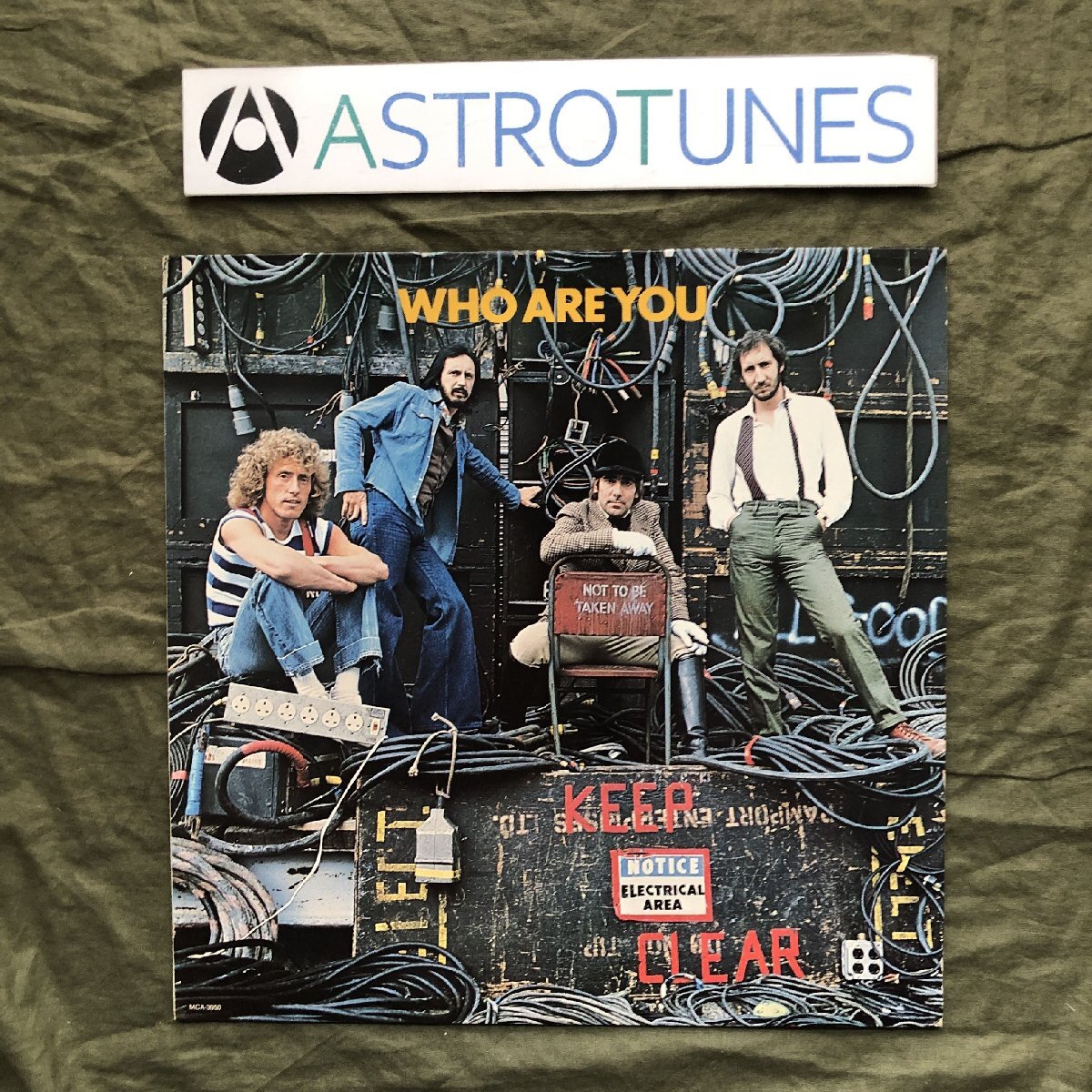良盤 良ジャケ STERING刻印 1978年 米国盤 The Who LPレコード Who Are You: Keith Moon, Pete Townshend, Roger Daltre, John Entwistle拍卖