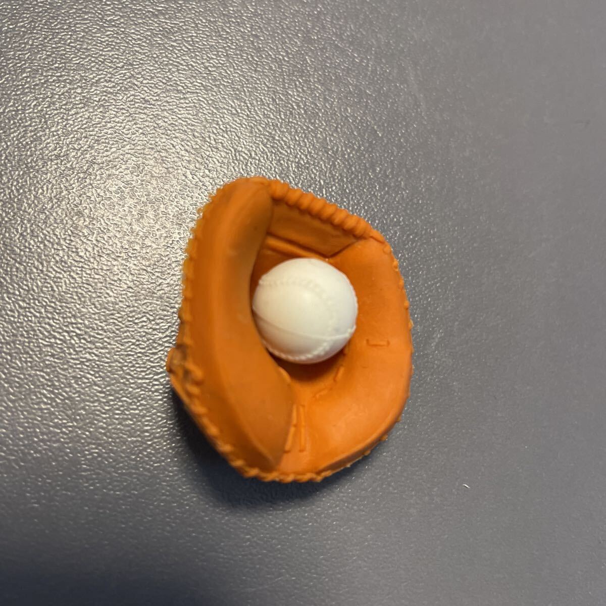 野球 グローブ 消しゴム ボール ベースボール 鉛筆に付けられる拍卖