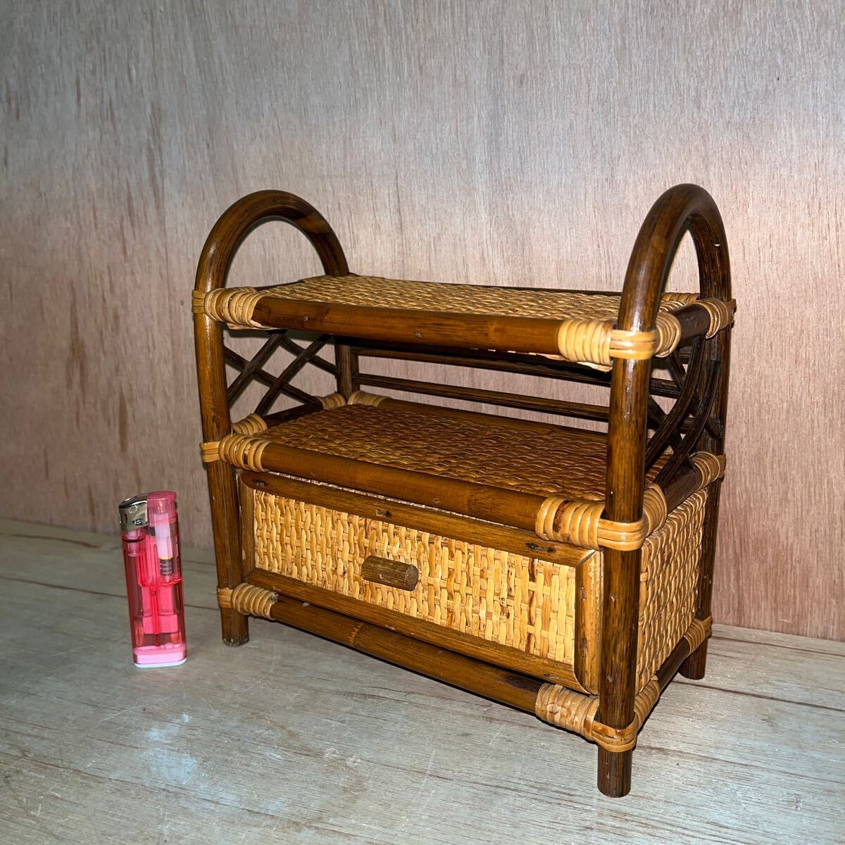 珍しいミニチュアサイズ 籐 ラタン チェスト 昭和レトロ 収納棚 家具 インテリア ランドリーボックス アジアン家具 小さい拍卖