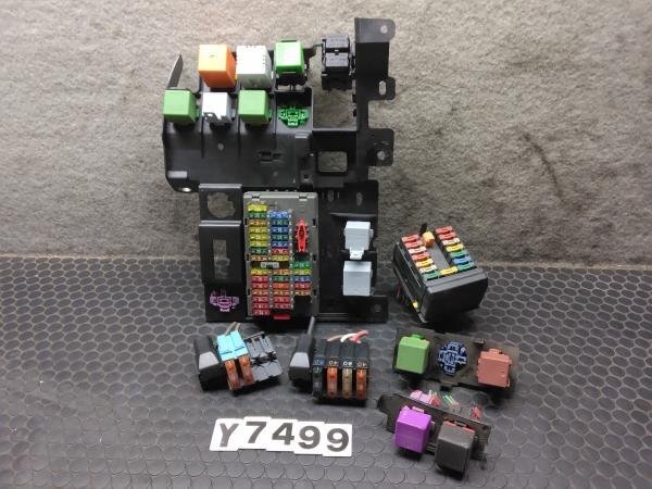 シトロエン エグザンティア X2RF ヒューズボックス ヒューズ リレー 6点 No.Y7499拍卖