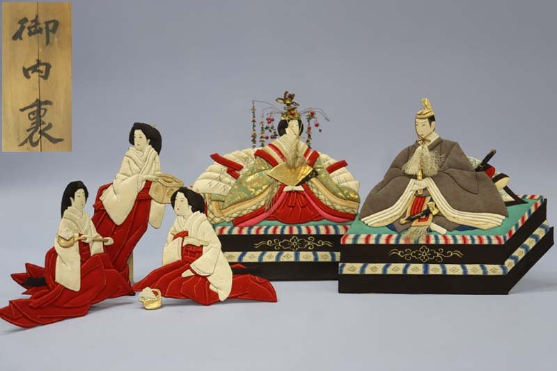 ■即決■ 明治 押絵 内裏雛 三人官女 オリジナル木箱付 ■ 押絵雛 雛人形 ひな人形拍卖