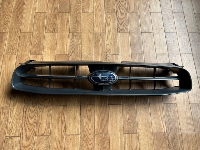 suMC★スバル インプレッサ GD2 中期★純正 フロントグリル★ラジエーターグリル★15i/SUBARU/部品取り車拍卖