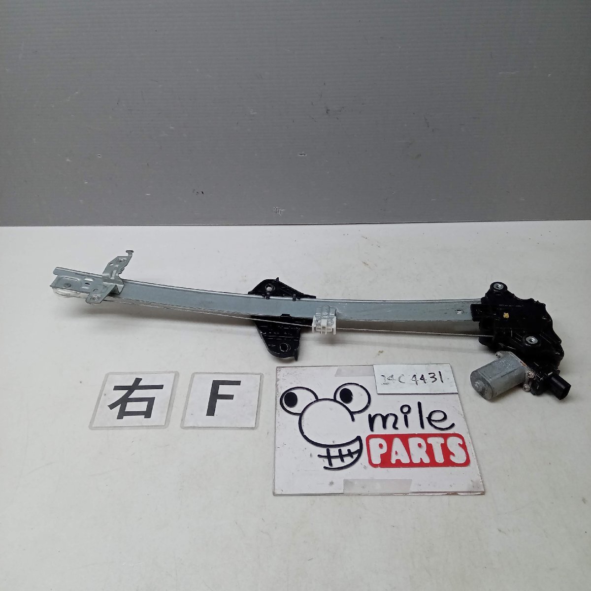 GK3/GK4 フィット 純正 右フロントレギュレーター 2Z5-17-2/24C4431*同梱不可拍卖