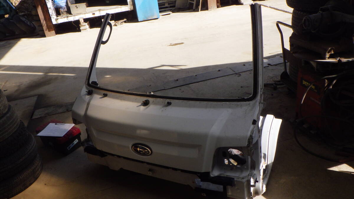 引取限定 即決! TV2 サンバーバン 後期 59M 白 フロントパネル フロントカット 発送不可拍卖