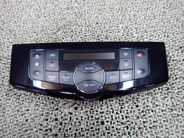 セレナ DAA-HC26 エアコンスイッチパネル QAN 27500-3JY0A拍卖