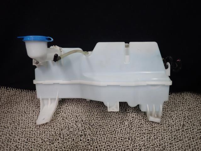 ハスラー DAA-MR41S ウォッシャータンク ZVH 38450-65P10拍卖