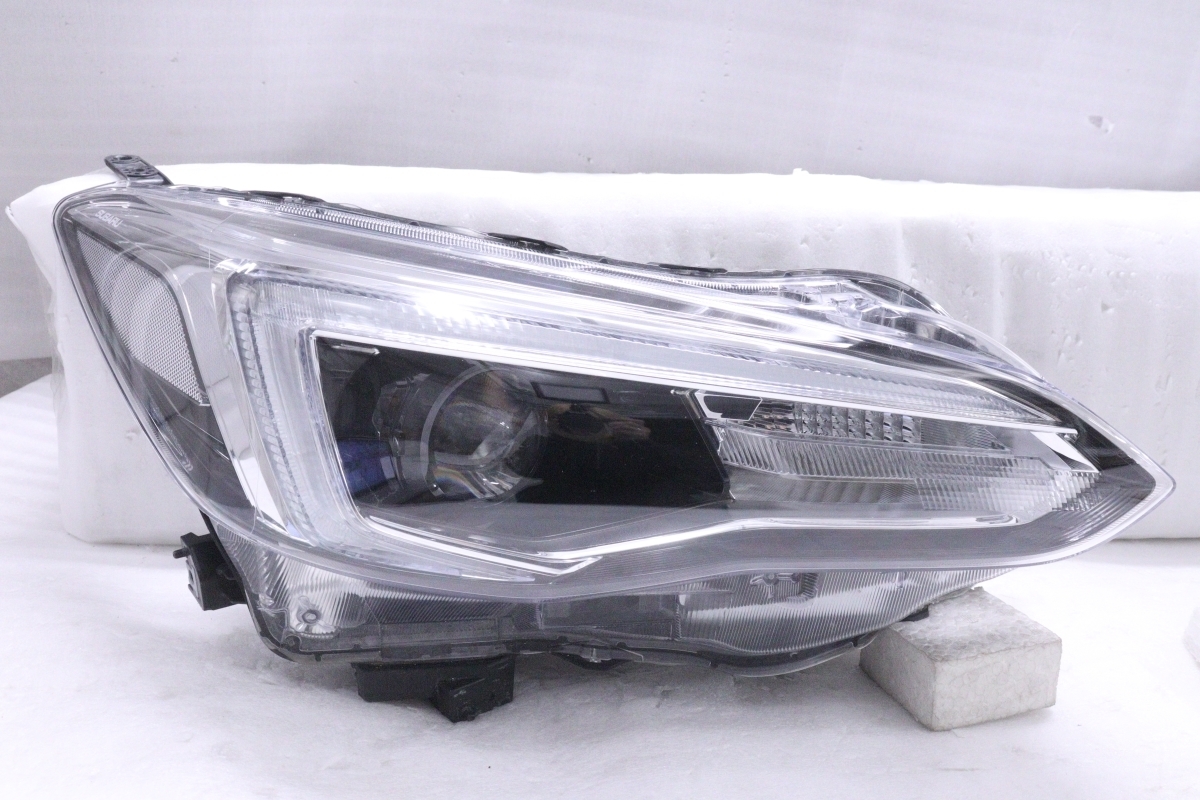 40-1771★美品★後期 LED GT2 インプレッサ★右ヘッドライト KOITO 100-60422 打刻:5W ユニット ブラック 純正★スバル (QT)拍卖