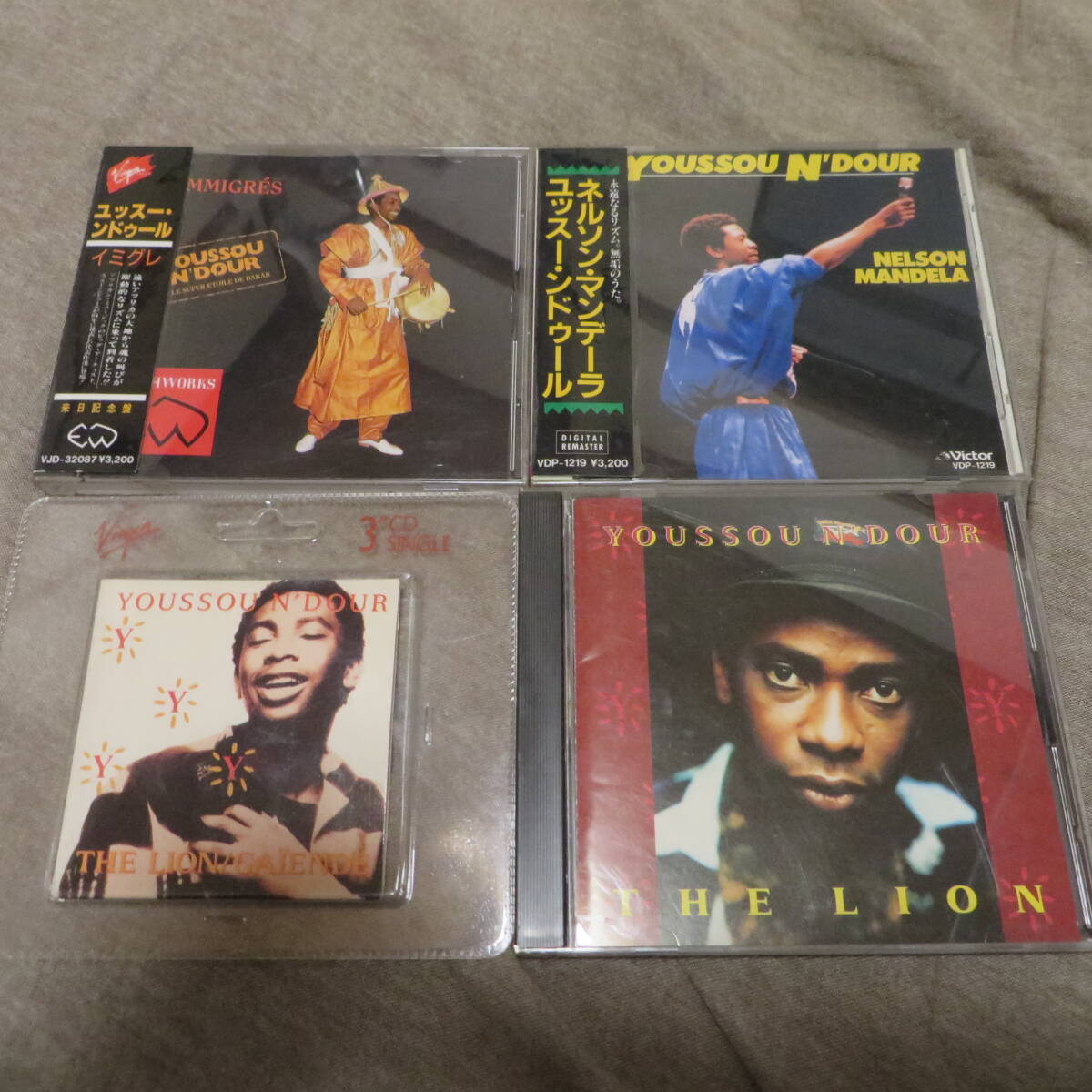中古CD ユッスー・ンドゥール アルバム+シングル寄せ集め 全11枚 Youssou N'dour アフリカ音楽、ンバラ、断捨離処分拍卖