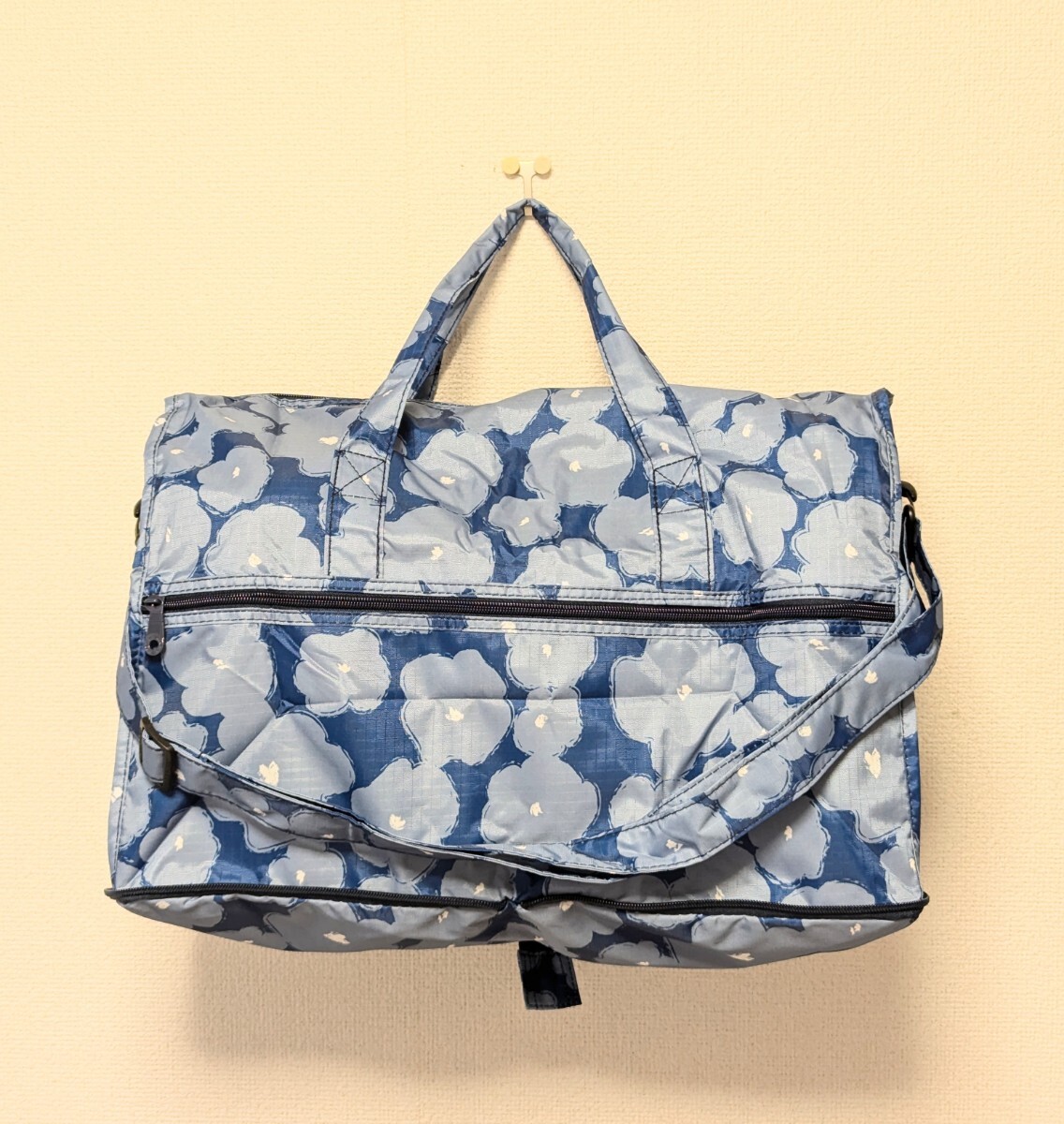 折り畳み ボストンバッグ パイントフラワー M キャリーバー トラベル 旅行 修学旅行 かわいい 花拍卖